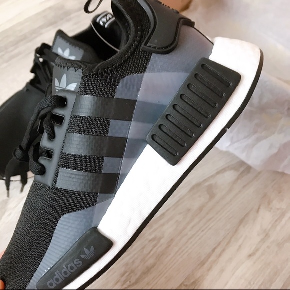 Adidas NMD R1 - Picture 3 of 8